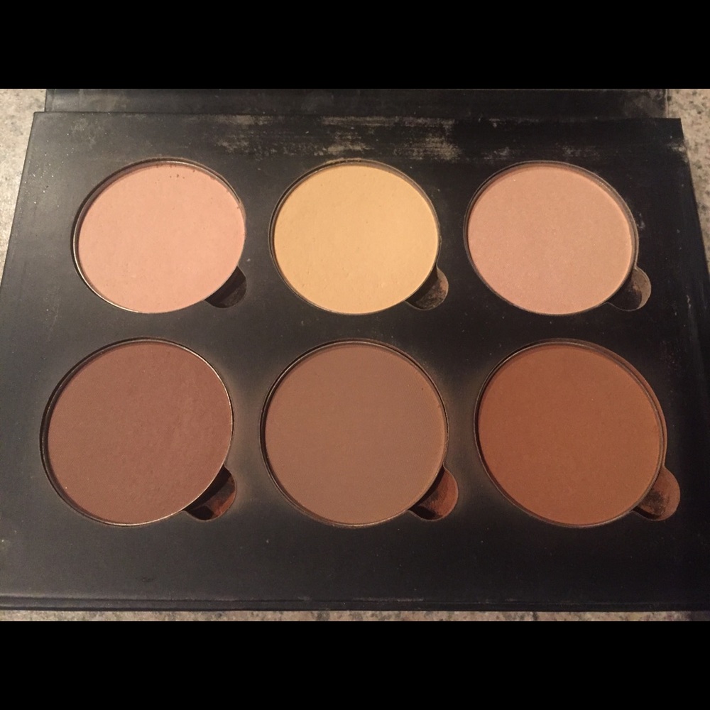 Anastasia Beverly Hills Powder contour palette